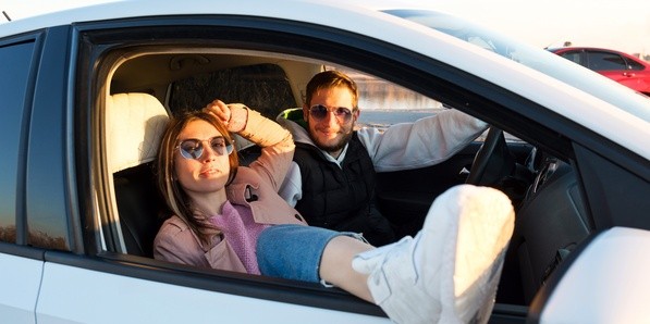 Лето на колёсах! REXRENT запускает спецтариф «ПРОМО» — аренда авто 2000 ₽ в сутки